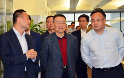 中宣部版权管理局调研组莅临ag8ag8集团软件考察调研